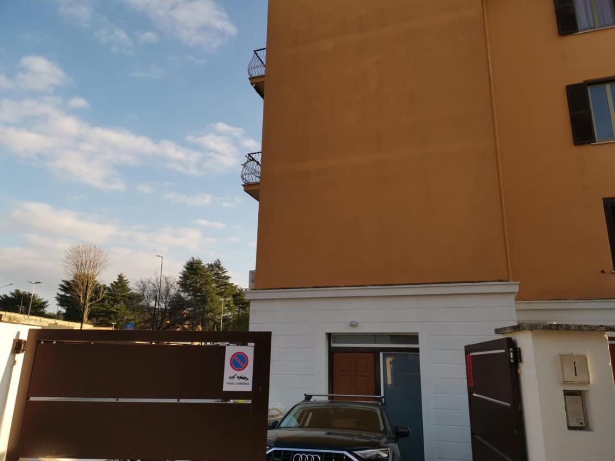 Officinale Rome Apartment, Pineta Sacchetti Εξωτερικό φωτογραφία